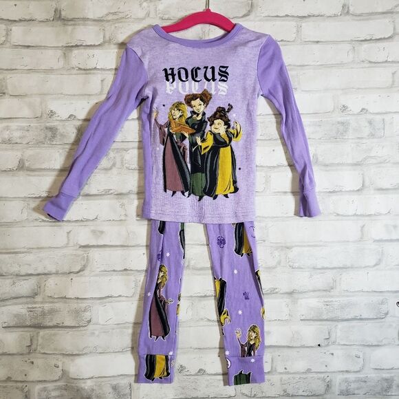 Hocus Pocus 2 Pajamas size 4 - Picture 1 of 3